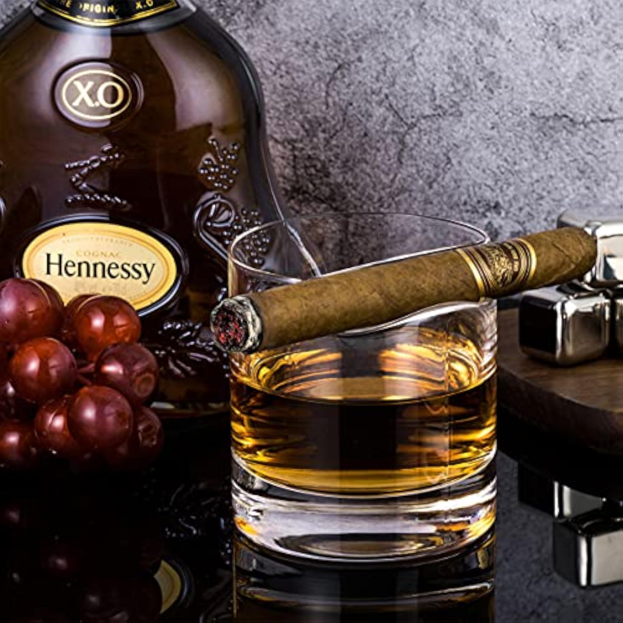 Cigar Whiskey Glasses with Cigar Holder, Set of 2